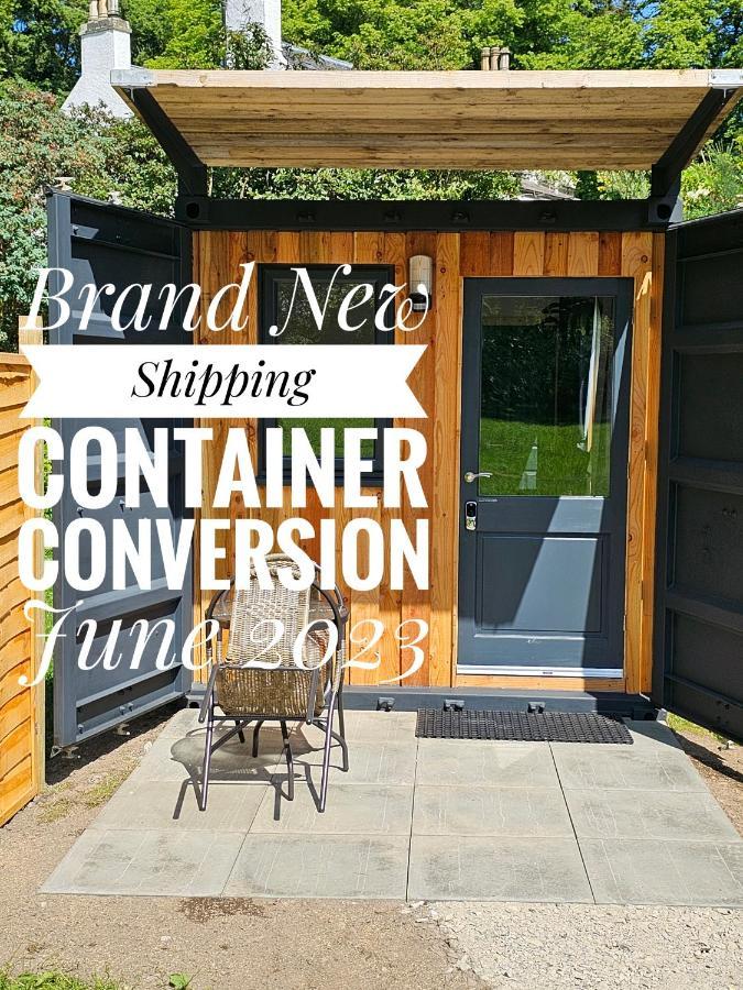 A Unique Experience In A Converted Shipping Containers, Glamness Is Adults Only Inverness Room photo