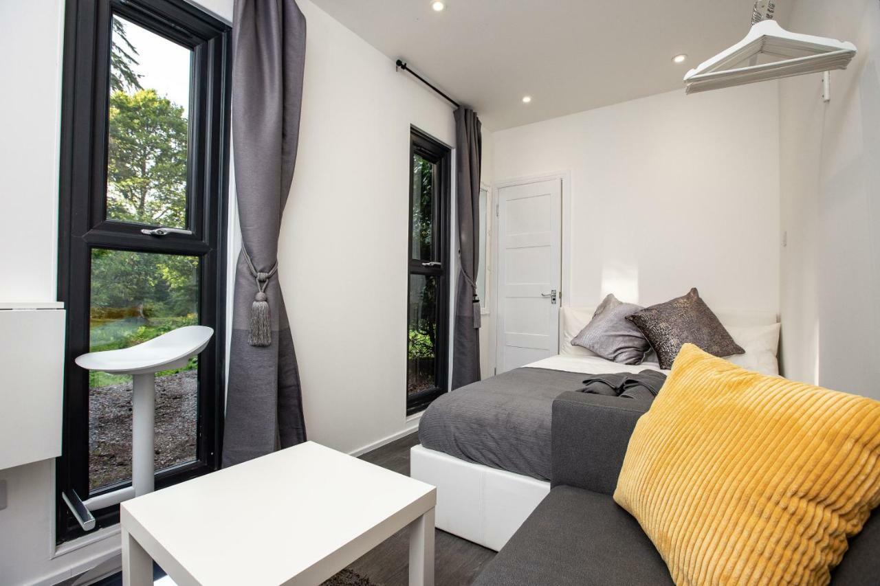 A Unique Experience In A Converted Shipping Containers, Glamness Is Adults Only Inverness Exterior photo